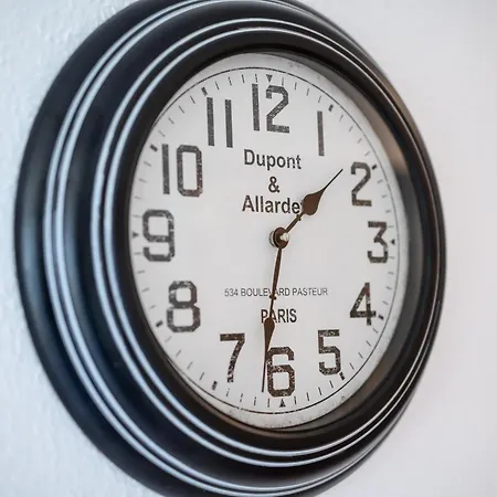 Helles In Top-lage Inklusive Parkplatz, Wlan * 마그데부르크