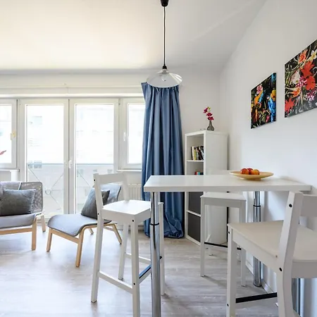 Helles In Top-lage Inklusive Parkplatz, Wlan Apartment Magdeburg